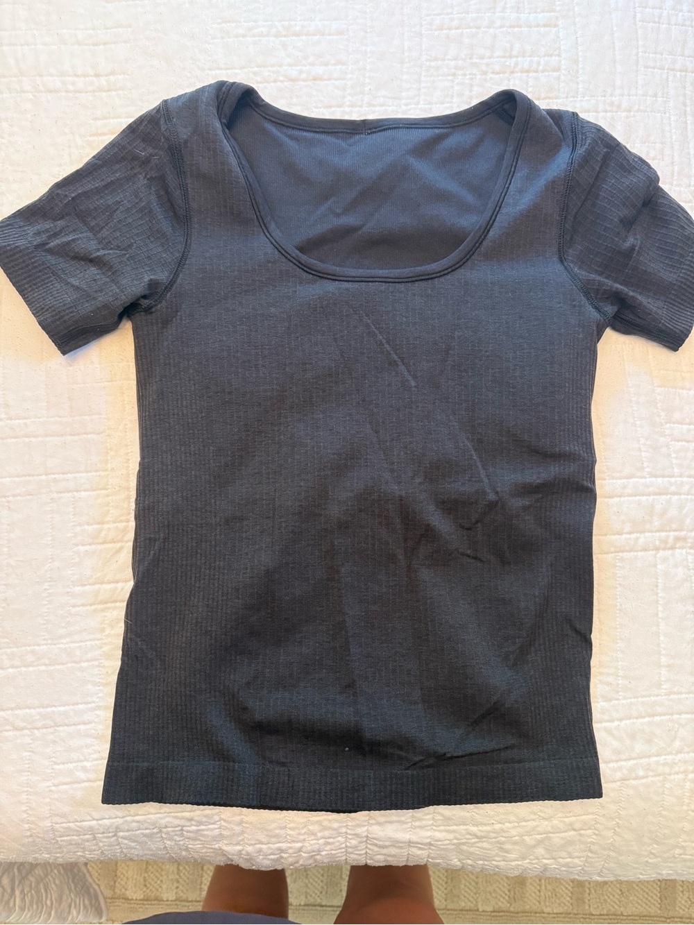 lululemon athletica Scoop Neck Short Sleeve Top - Black